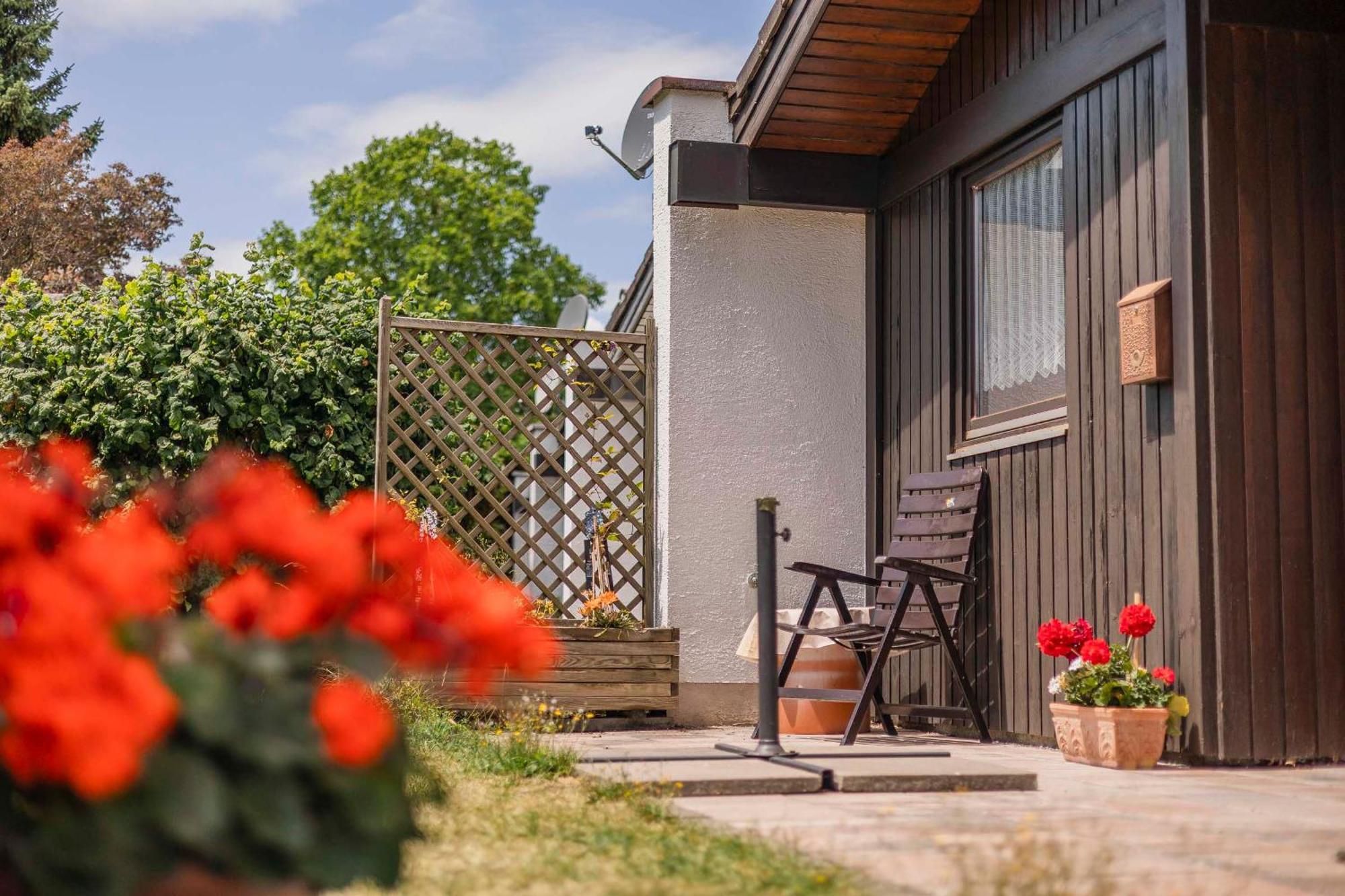 Ferienwohnpark Immenstaad Am Bodensee Satteldachhaus Typ 9 Sd 57 Buitenkant foto