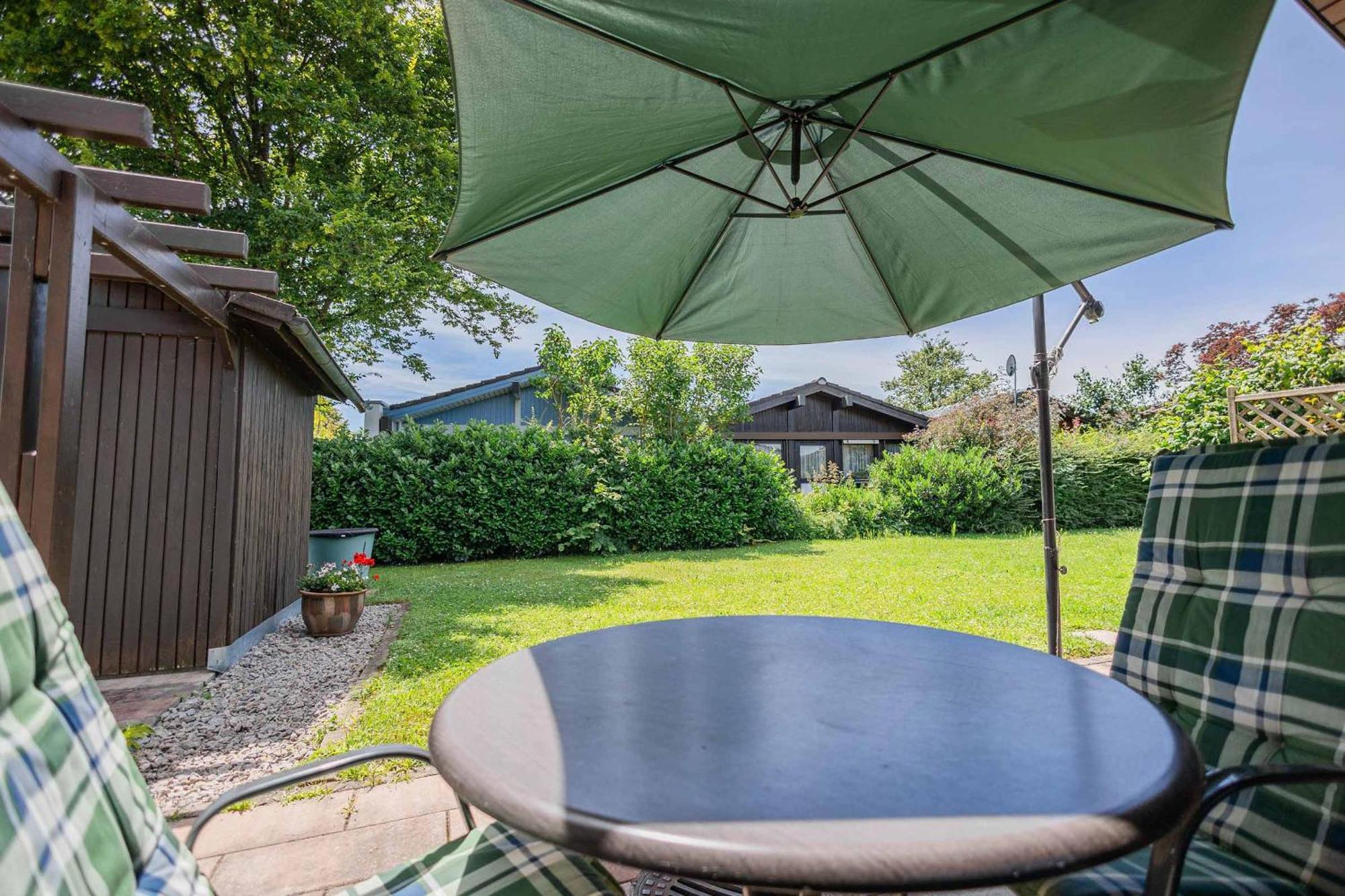 Ferienwohnpark Immenstaad Am Bodensee Satteldachhaus Typ 9 Sd 57 Buitenkant foto